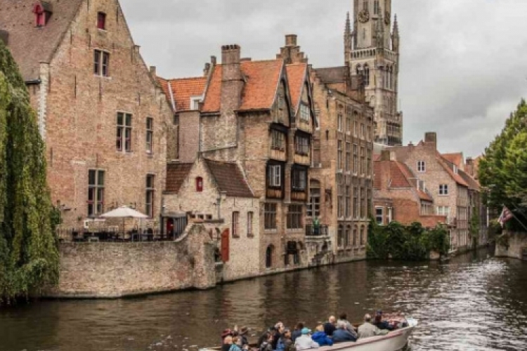 Wasserij Cailliau grows in Bruges and Ostend